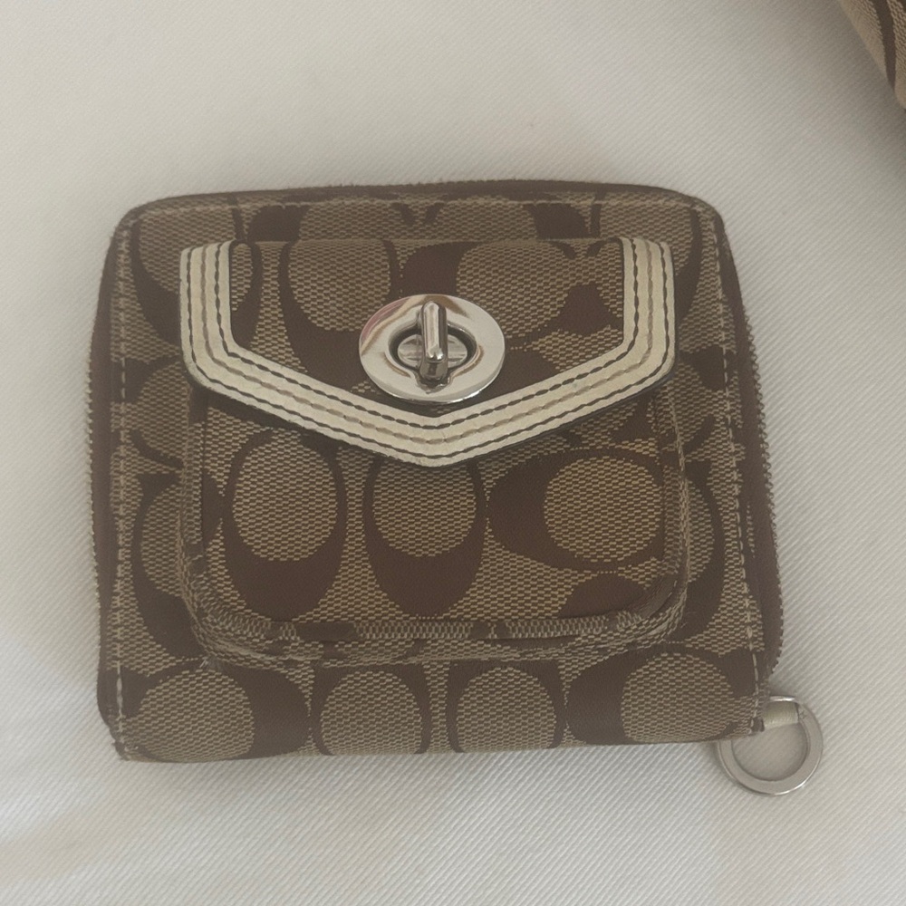 Brown Patterned Wallet with Turn Lock - image 1